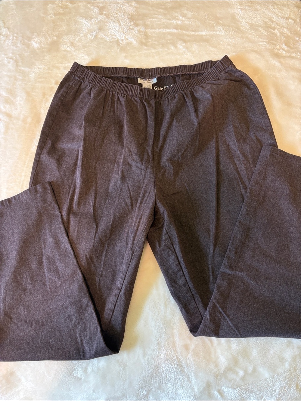 Women’s Elastic Waist Dress Pants - Brown